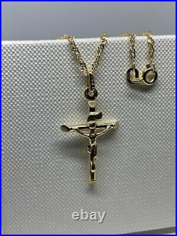375 Hallmarked 9ct Yellow Gold Christian Crucifix Necklace&Pendant Chain18 inch
