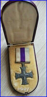 Original WWI Silver Full Size Military Cross Gallantry Medal with Case MILITAIRE